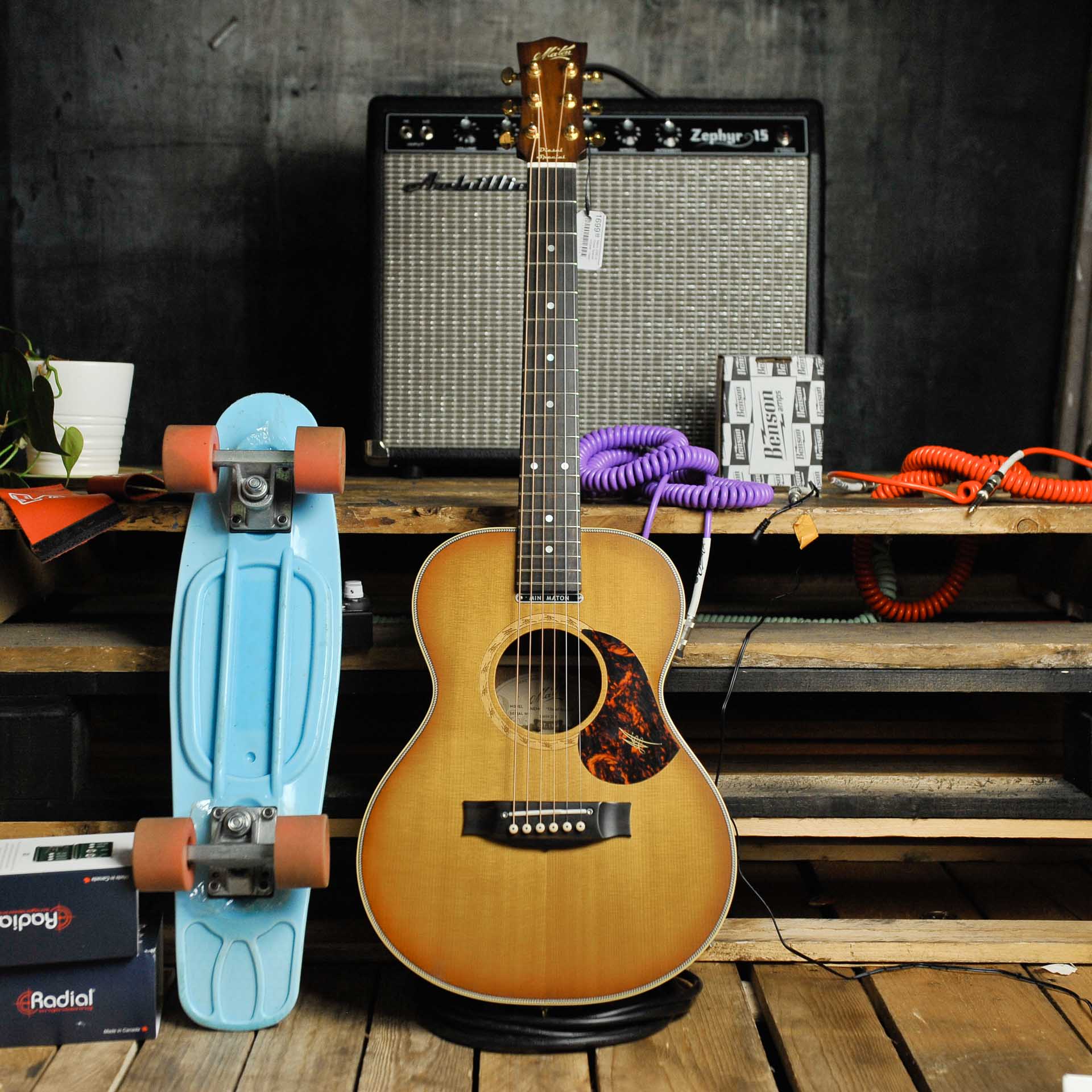 Maton EMD-6 Diesel Special w/Case  - Used