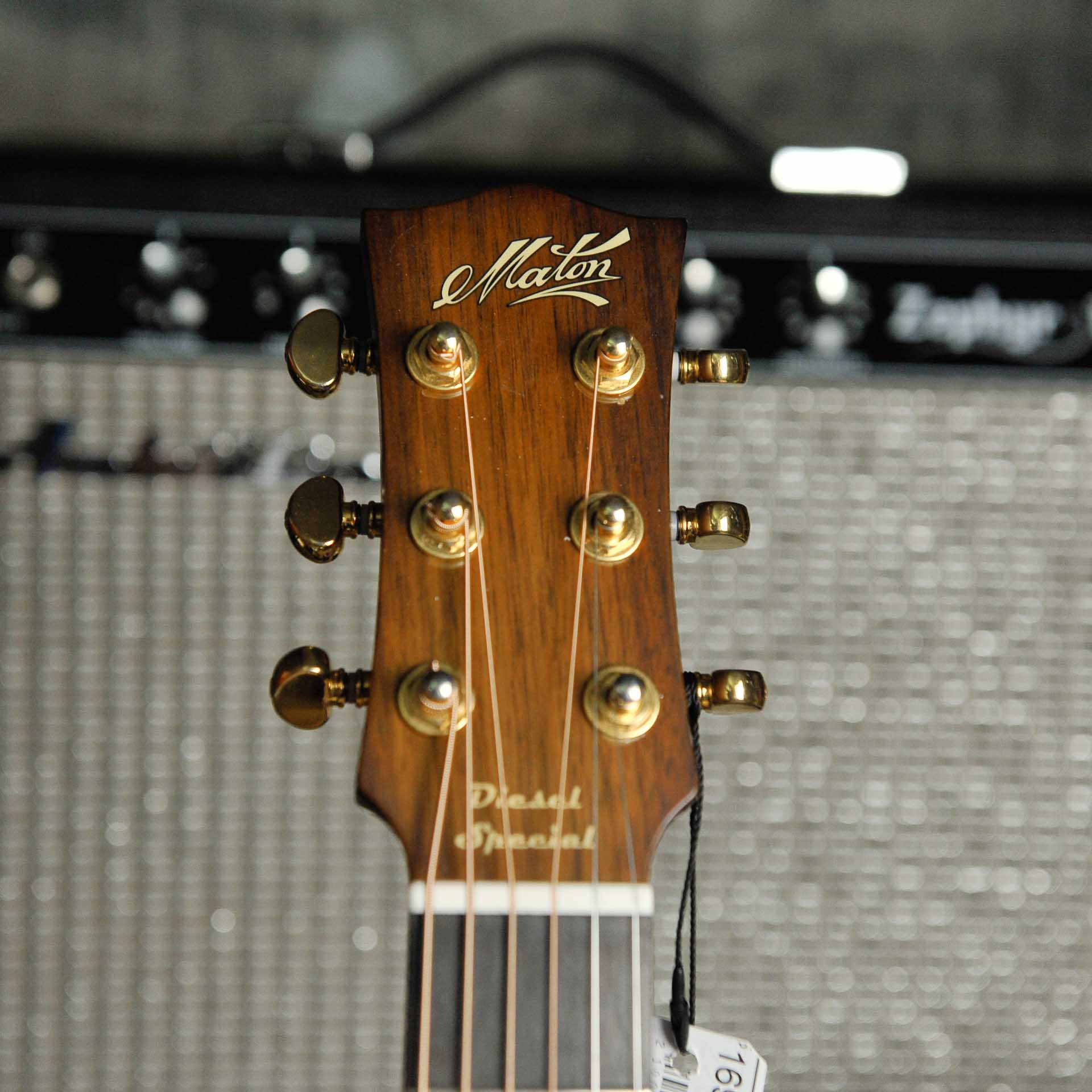 Maton EMD-6 Diesel Special w/Case  - Used