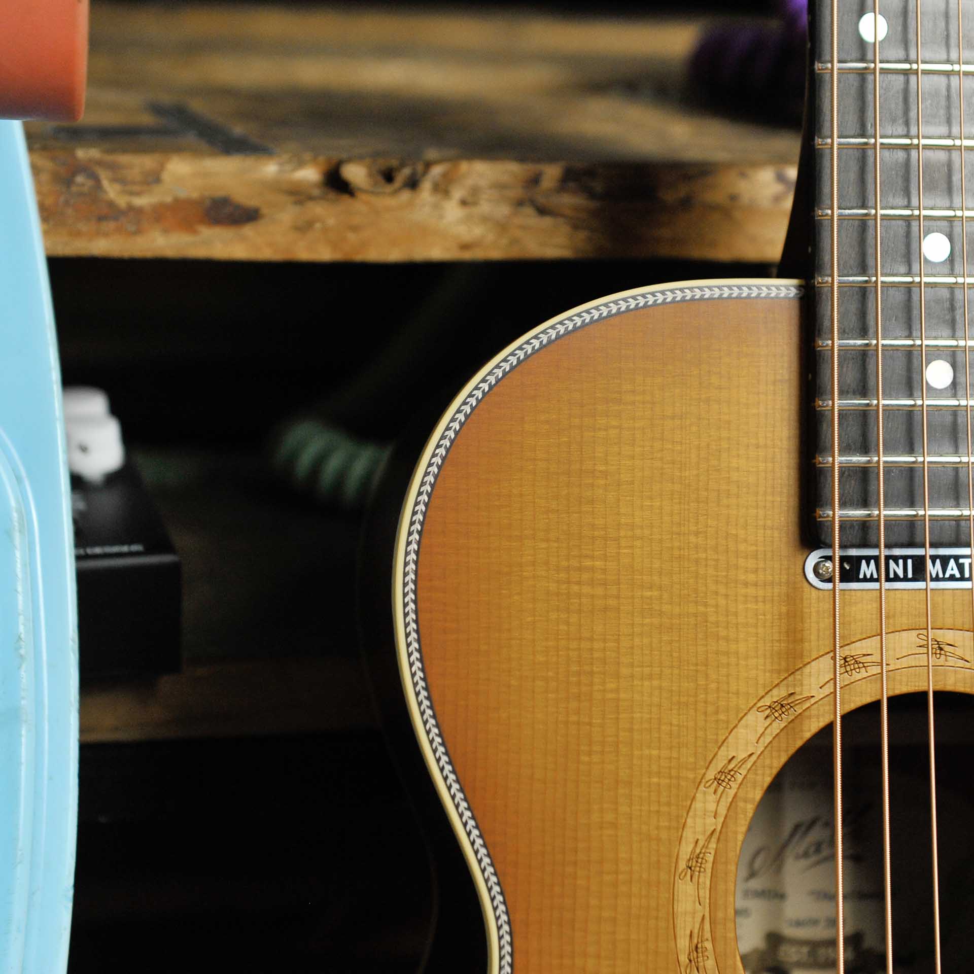 Maton EMD-6 Diesel Special w/Case  - Used