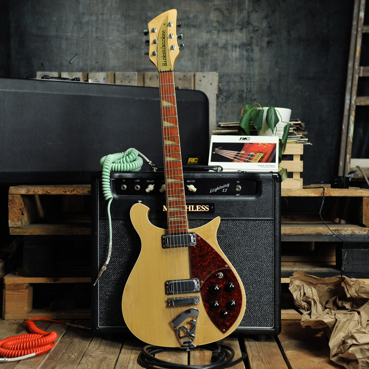 Rickenbacker 620 in Natural (Mapleglo) 1989 w/Case - Used
