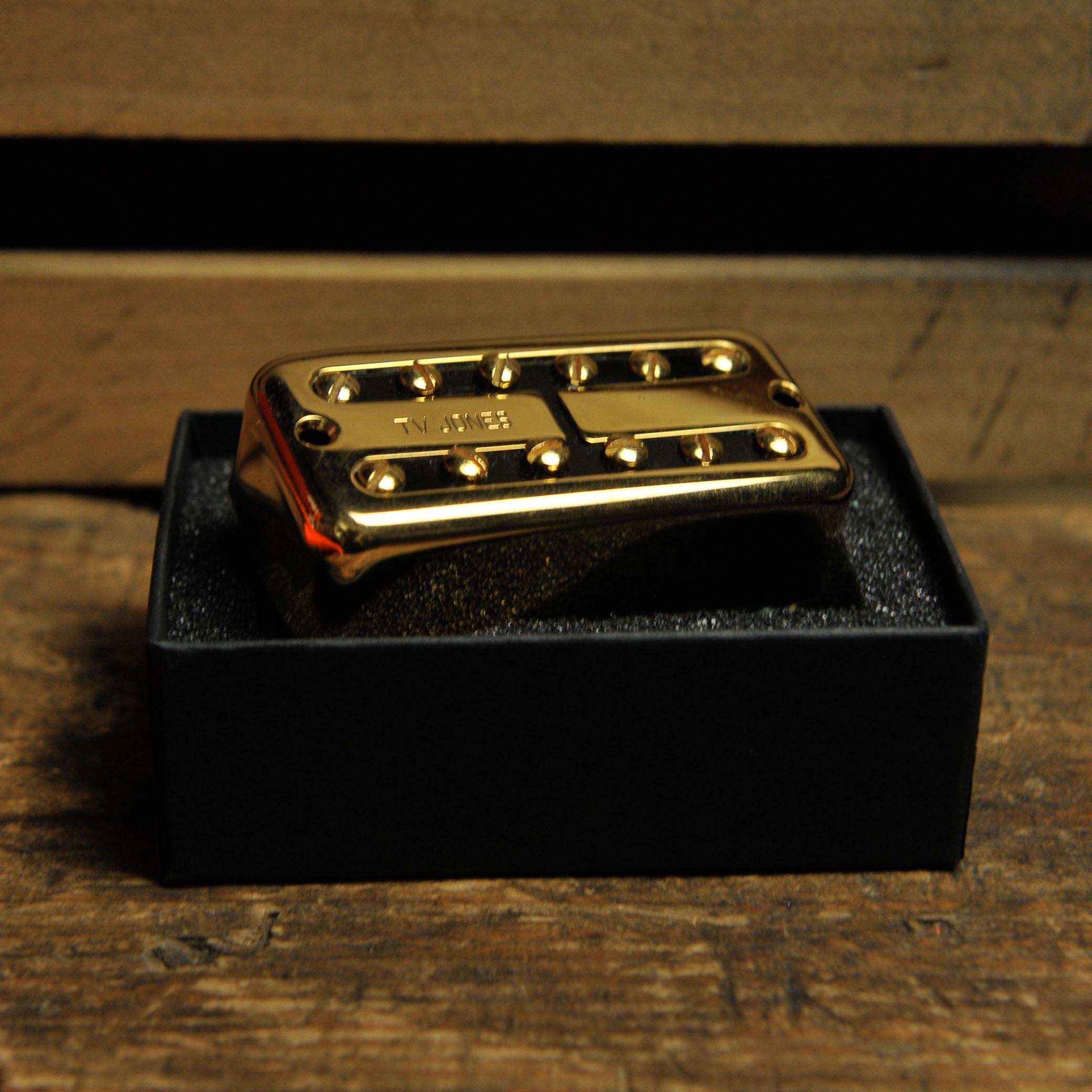 TV Jones Power'tron Bridge Universal Mount Gold Electric Pickup - Used