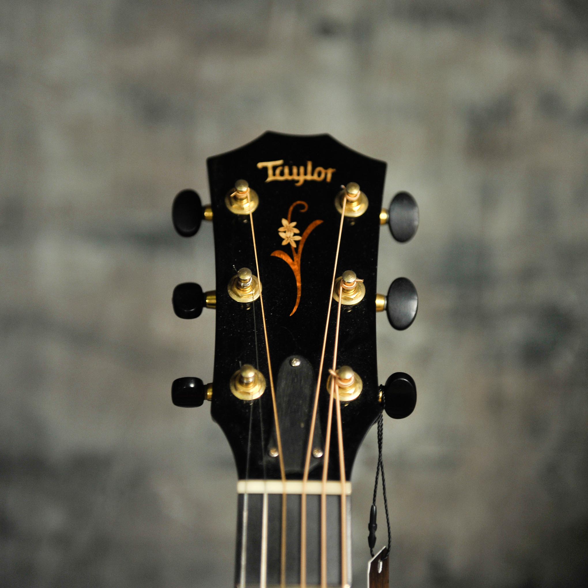 Taylor K26ce Left Hand Mint Condition - Used