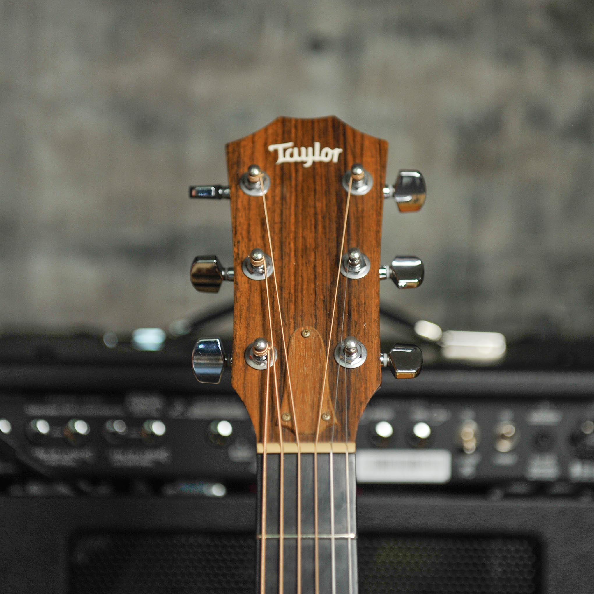 Taylor 214CE-K Koa Deluxe Grand Auditorium w/Case - Used