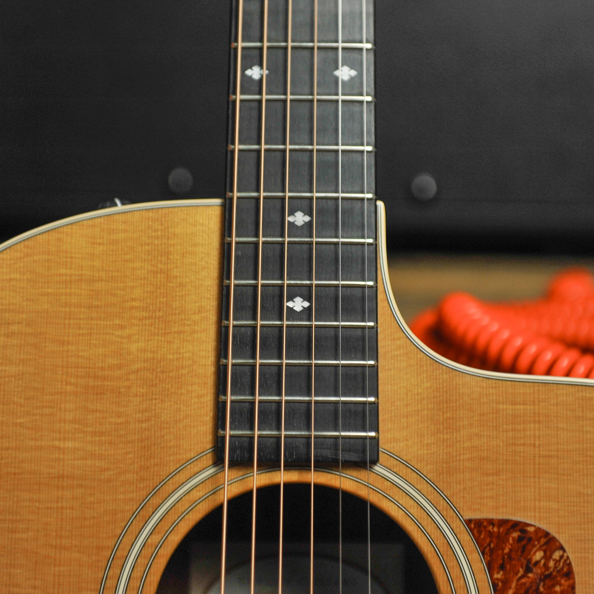 Taylor 214CE-K Koa Deluxe Grand Auditorium w/Case - Used