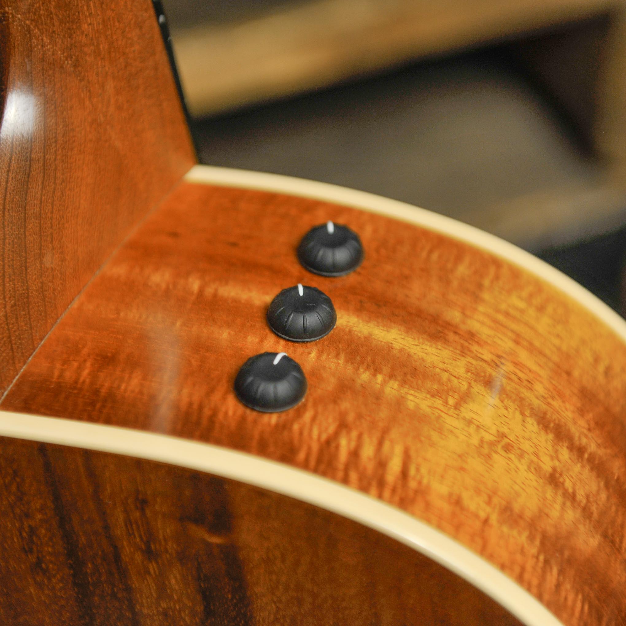 Taylor 214CE-K Koa Deluxe Grand Auditorium w/Case - Used