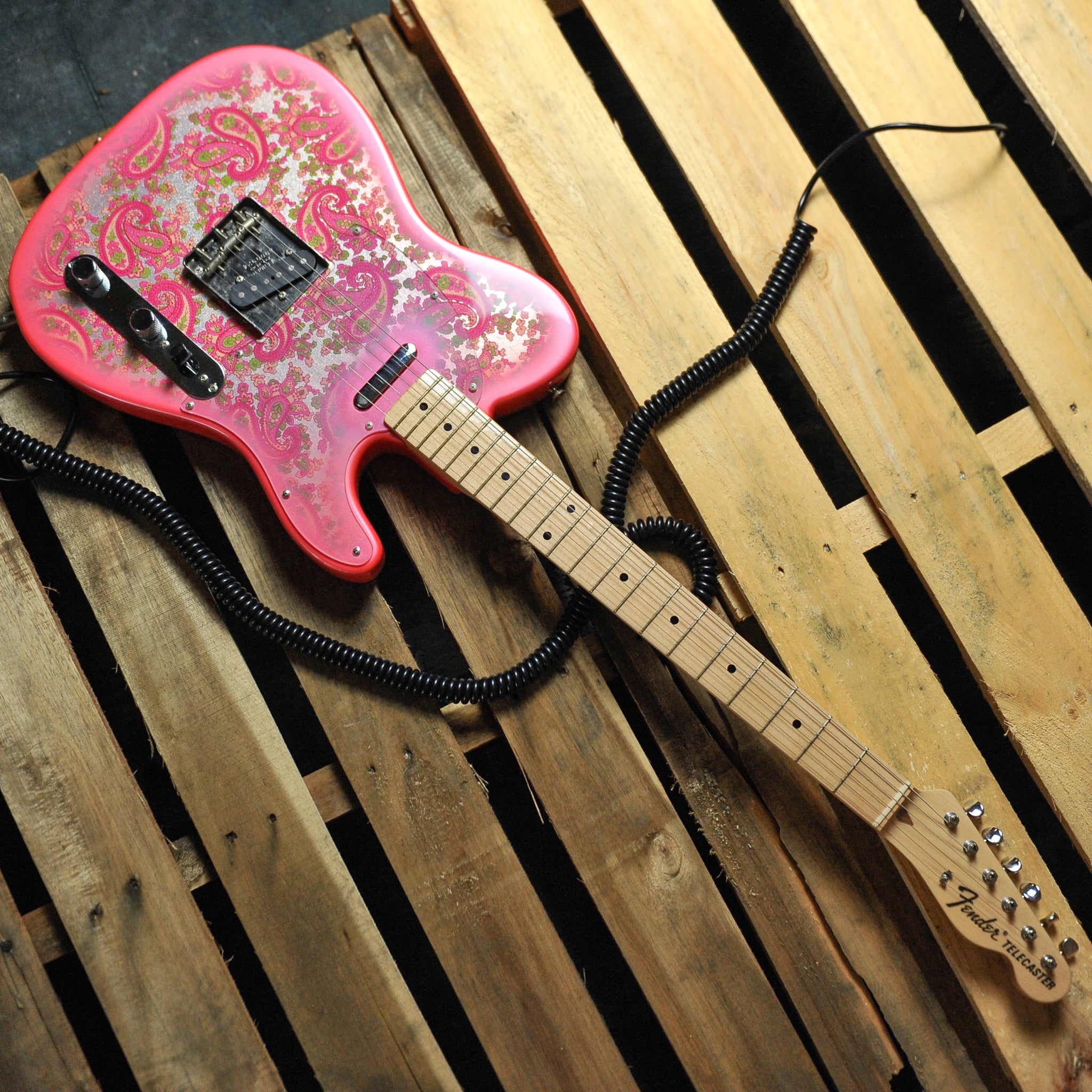 Fender MIJ Pink Paisley Telecaster w/Gig Bag - Used