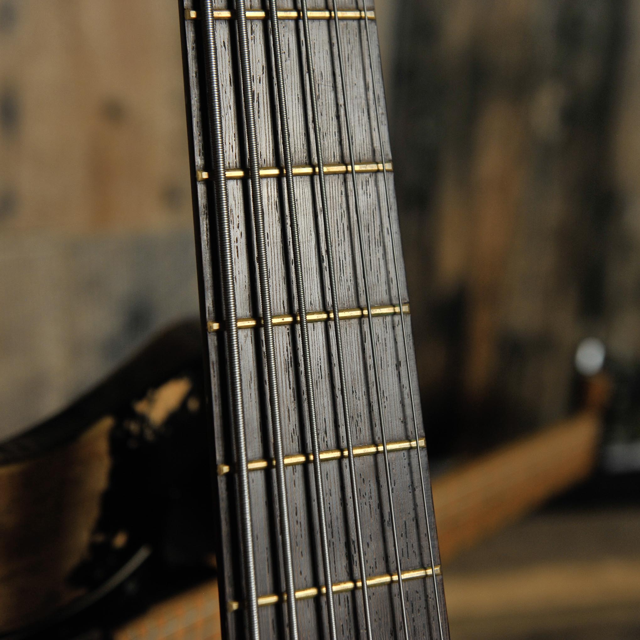 Warwick Thumb Bass 6-String Neck Through w/Warwick Case - Used