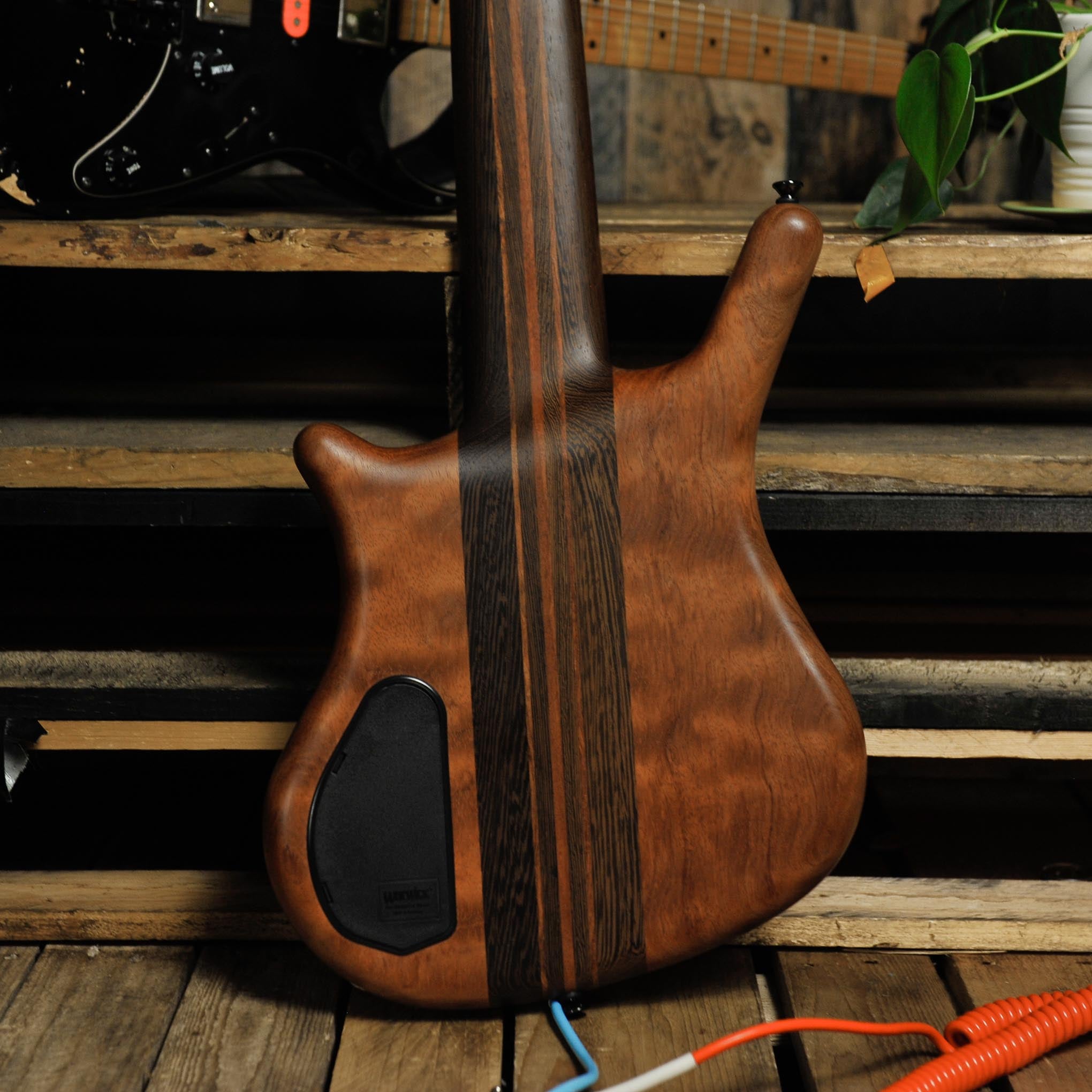 Warwick Thumb Bass 6-String Neck Through w/Warwick Case - Used