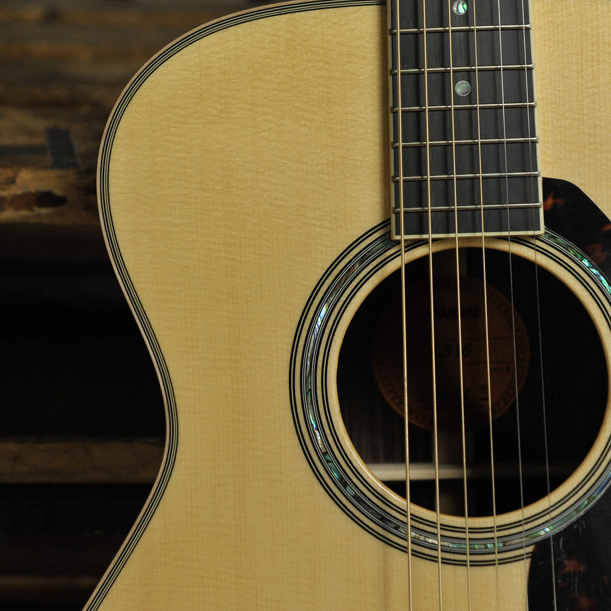 Yamaha LS16 Natural Acoustic Guitar w/Bag - Used