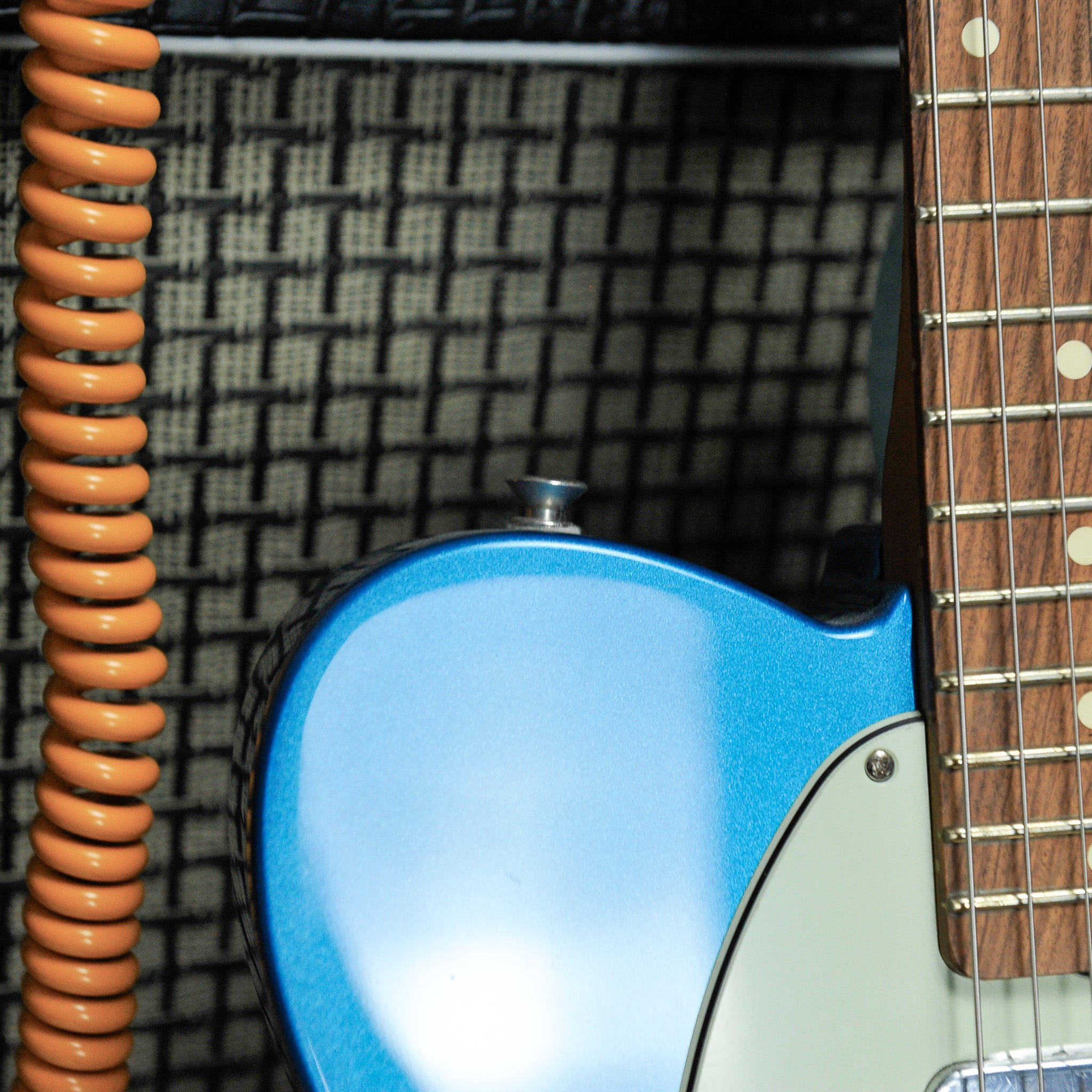 Fender Vintera '60s Telecaster® Modified, Pau Ferro Fingerboard, Lake Placid Blue