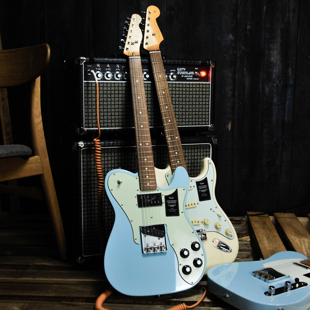 Fender Vintera '70s Telecaster® Custom, Pau Ferro Fingerboard, Sonic Blue