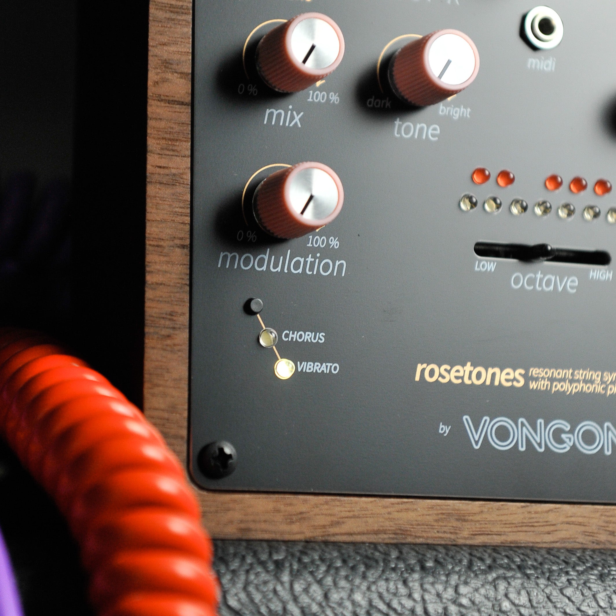 Vongon Rosetones Resonant String Synthesizer Pedal