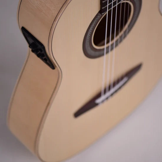 Altamira FZ-1 Fusion Series Crossover Nylon Classical Electric Guitar w/Bag