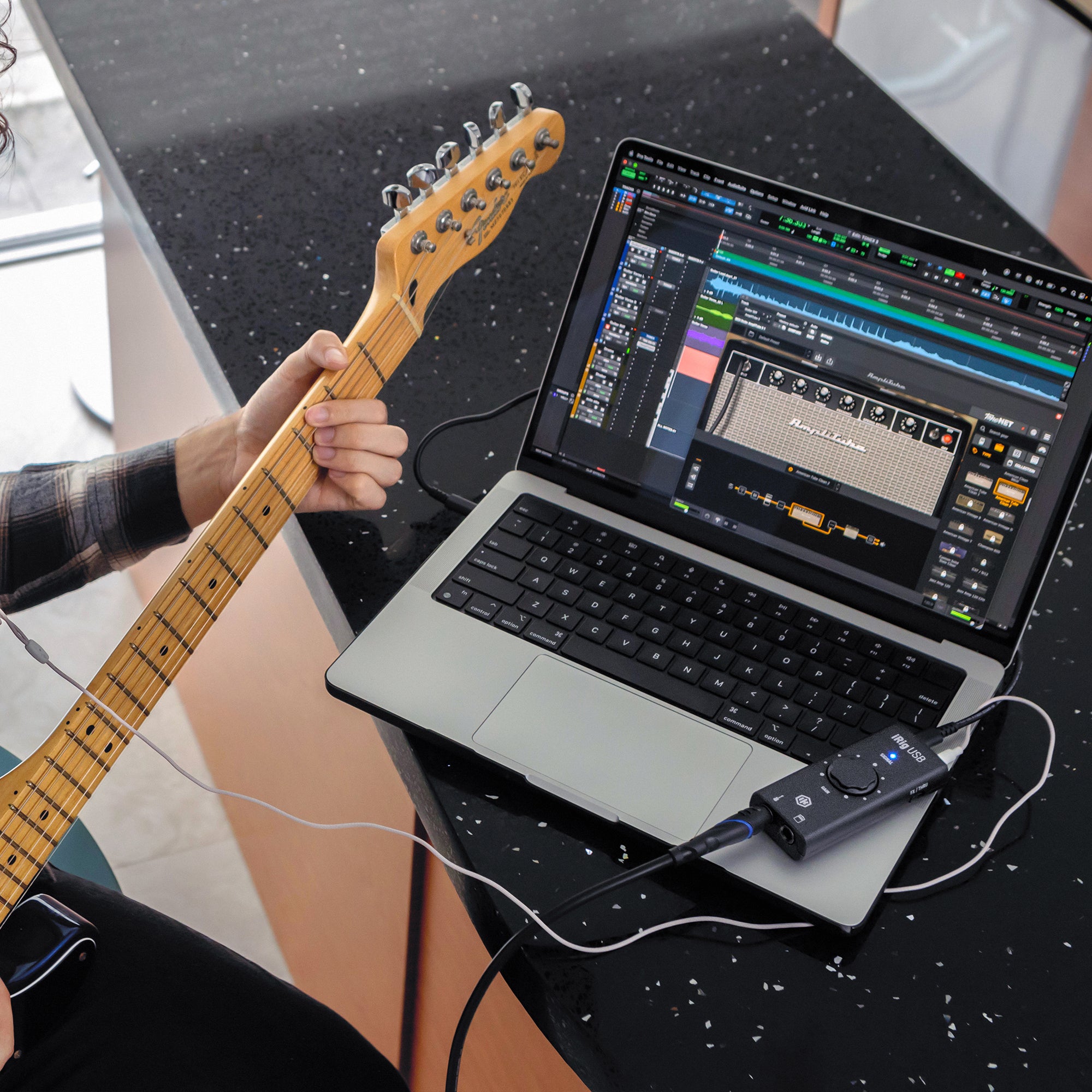 IK Multimedia iRig 2 Analogue Guitar/Bass Interface for iOS/Android