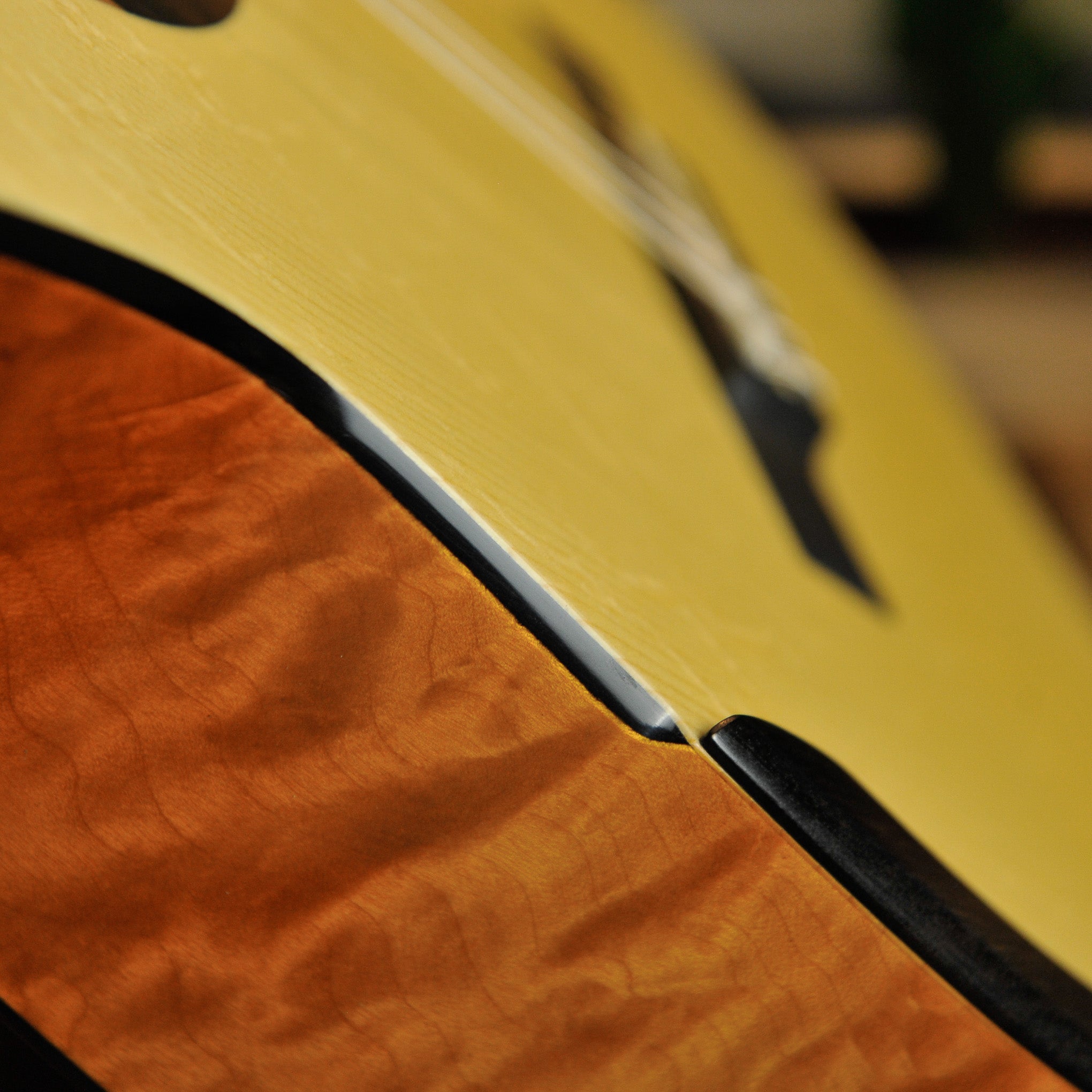 Kim Lissarrague Modern Model Spruce/Maple Classical Guitar 2026/454 w/Case