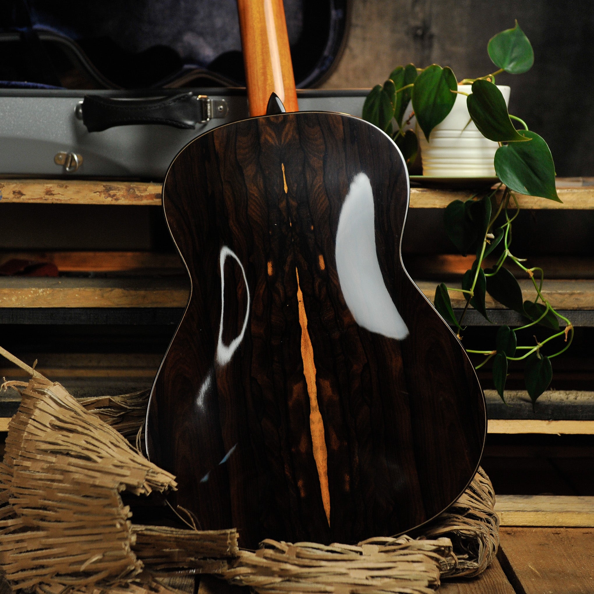 Kim Lissarrague  Cedar and Ziricote Handmade Classical 2026/452 w/Case