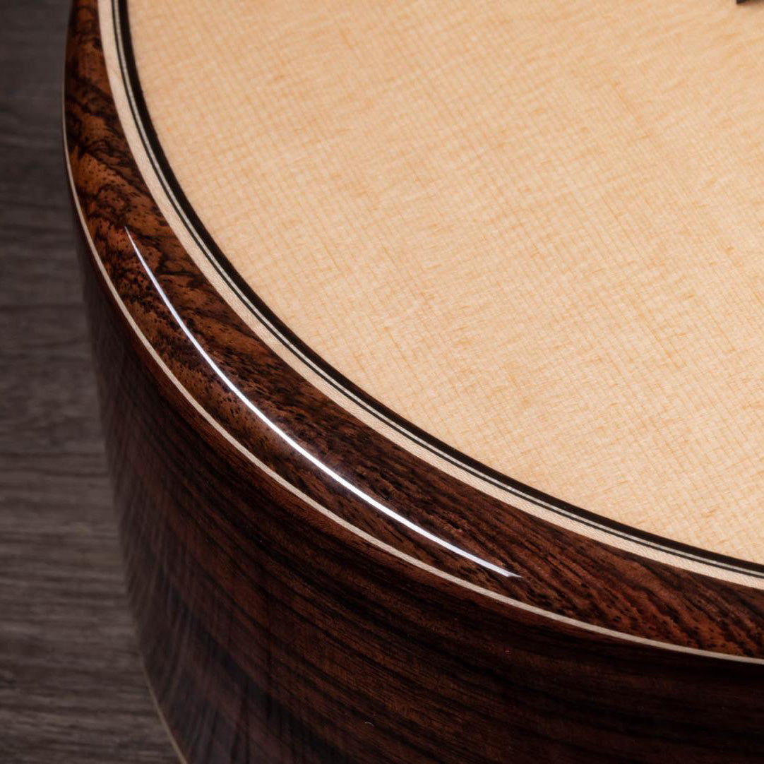 Taylor 812ce 12-Fret Grand Concert