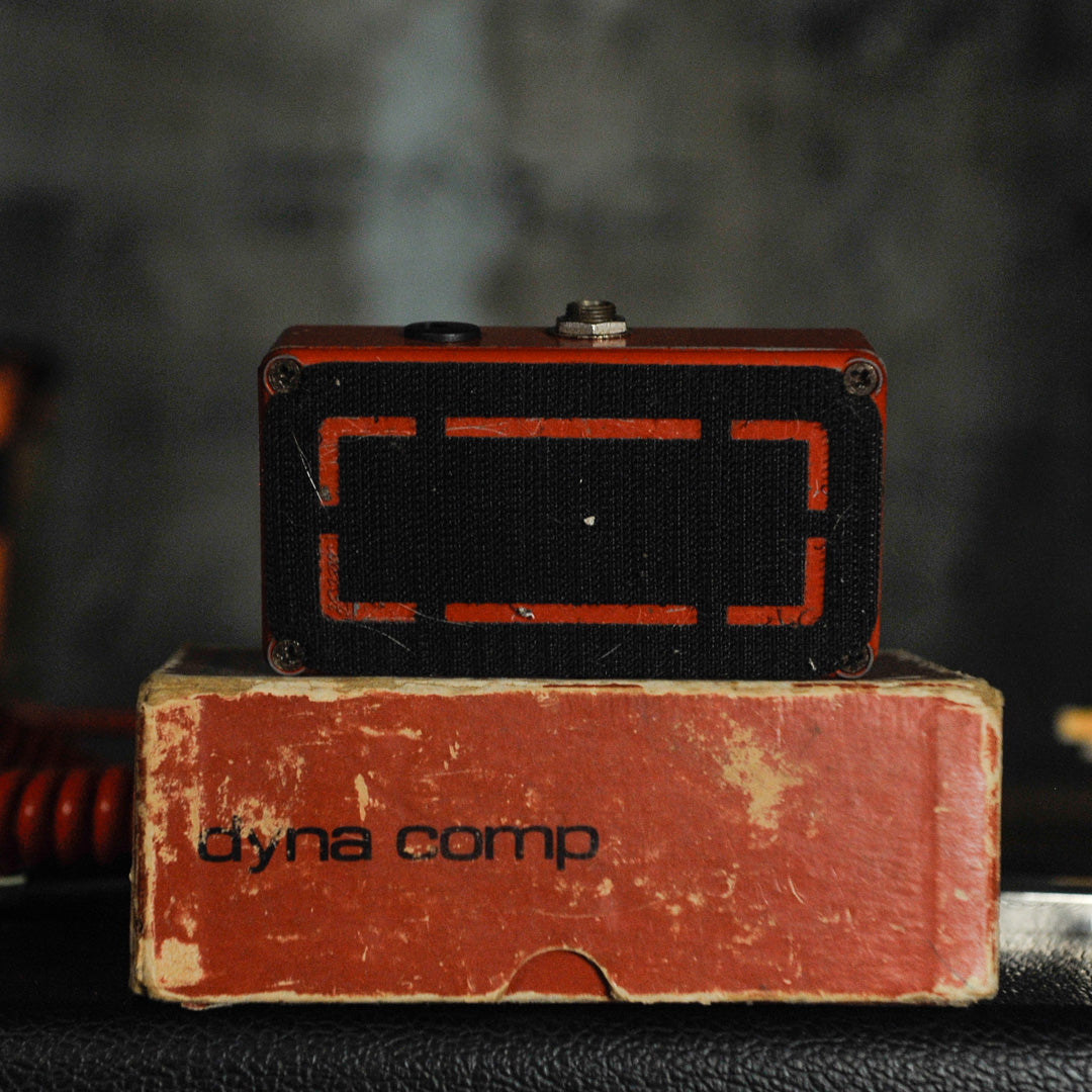 MXR Dyna Comp Early 80s Block Logo with Original Box - Used