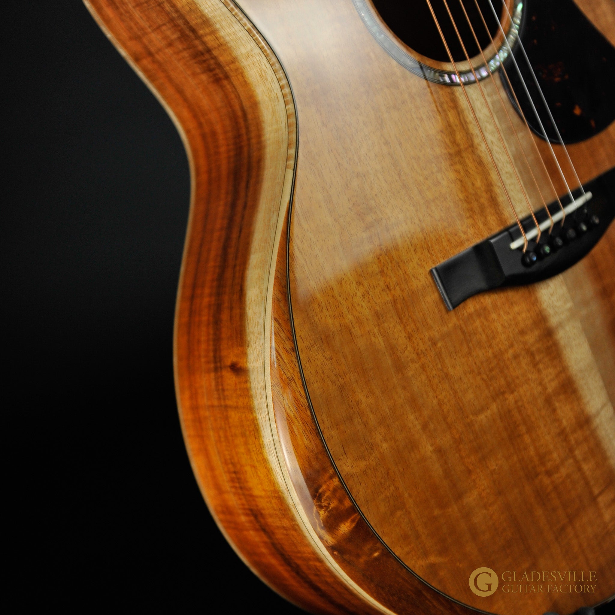 Eastman AC622CE-KOA-LTD Grand Auditorium Acoustic Guitar