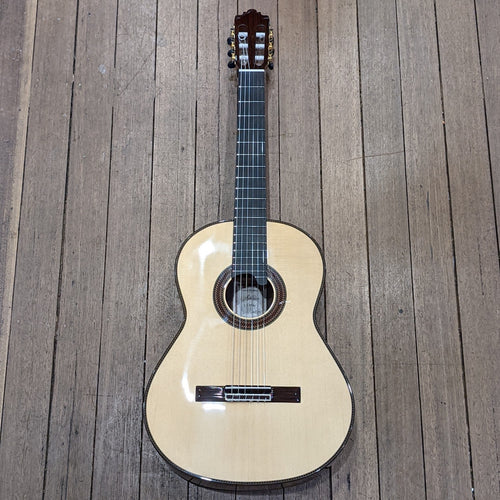 Altamira L'Orfeo Classical Guitar German Spruce/Madagascar Rosewood w/Case