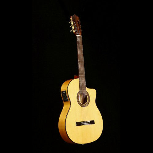 Katoh KF-CEQ Solid Spruce Top Flamenco Guitar Cutaway Pickup